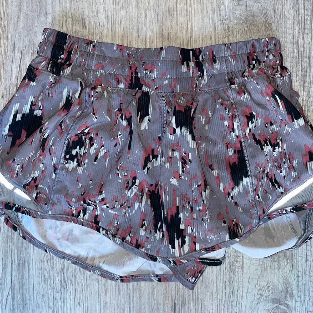 Lululemon Hotty Hot Athletic Shorts